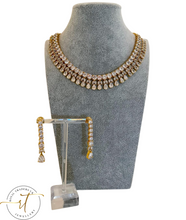 Load image into Gallery viewer, Stunning American Teardrop Necklace and Long Earrings
