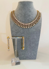 Load image into Gallery viewer, Stunning American Teardrop Necklace and Long Earrings
